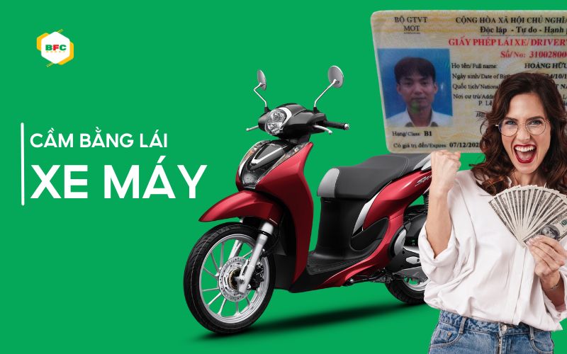 Cầm bằng lái xe máy có được không?