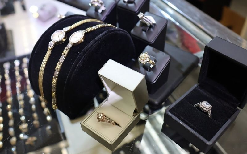 cầm kim cương, giải pháp tài chính nhanh chóng và an toàn