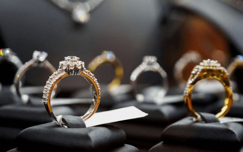 cầm kim cương, giải pháp tài chính nhanh chóng và an toàn