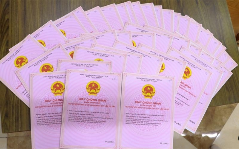 vay thế chấp sổ hồng